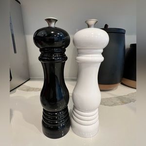 Le Creuset Salt & Pepper Mills